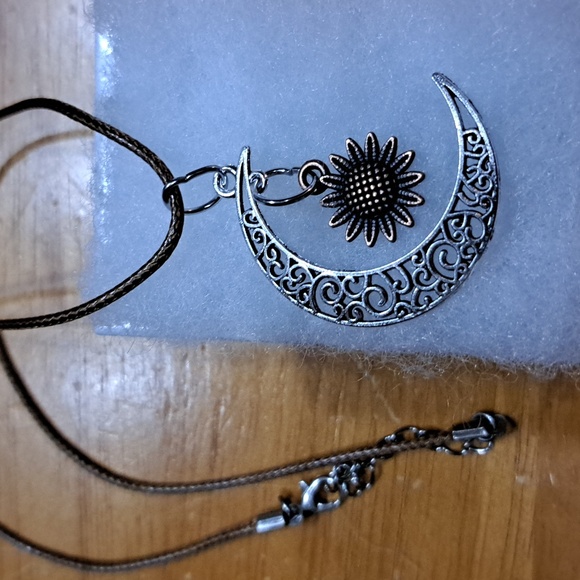 Crescent Moon Sunflower Necklace - Picture 4 of 5